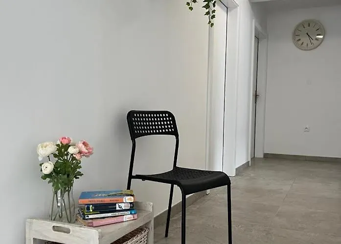 Odisej House 民宿 托尔明