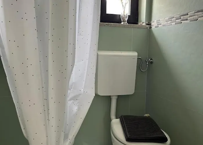 Odisej House Nastanitev v družini *