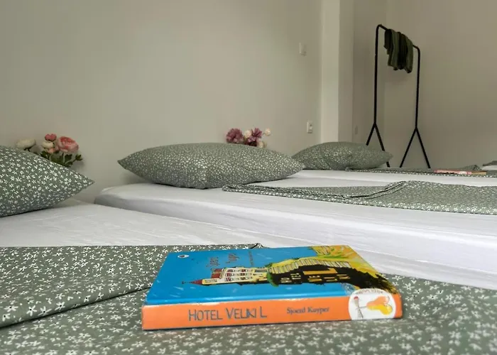 Odisej House 托尔明